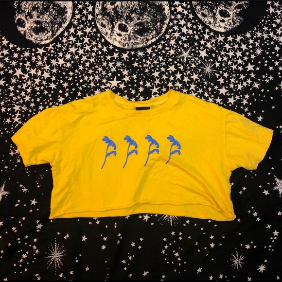 Yellow crop top - Picture 1 of 2